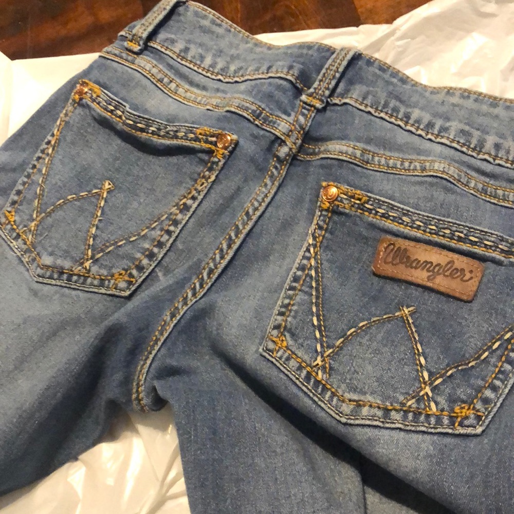 Wrangler retro Mae jeans. Boot cut